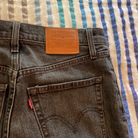 Levi’s Ribcage Straight - Picture 3 of 7